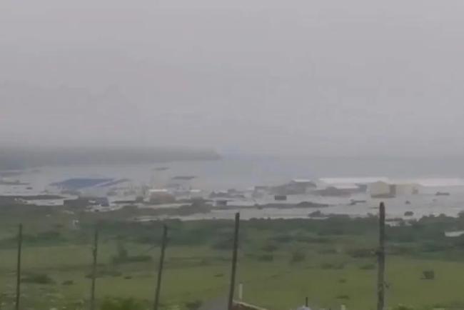 海啸淹没俄罗斯2000人居住城镇